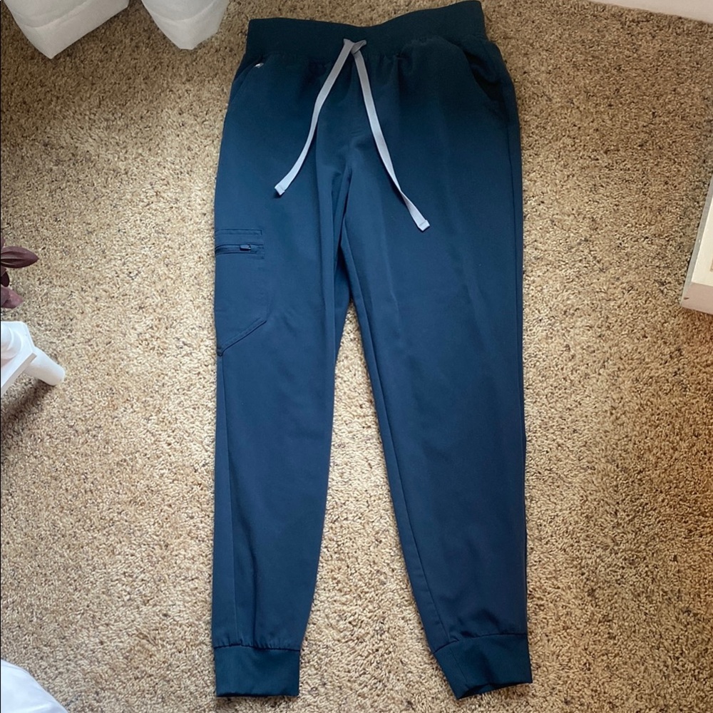 FIGS Jogger Scrub Pants